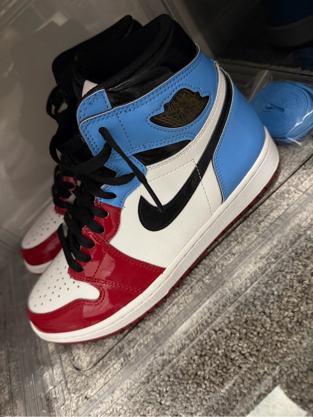 Jordan 1 high (fearless unc)